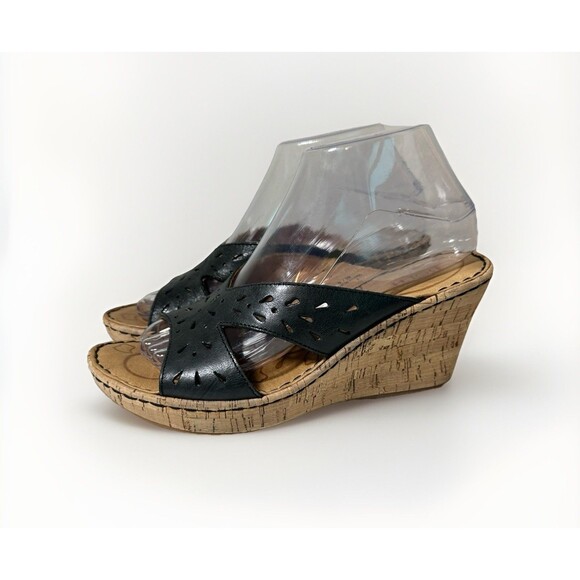 BORN‎ Black Wedge Platform Eyelet Cork Leather Heels Slip On Sandals Women's 8 - Picture 1 of 12